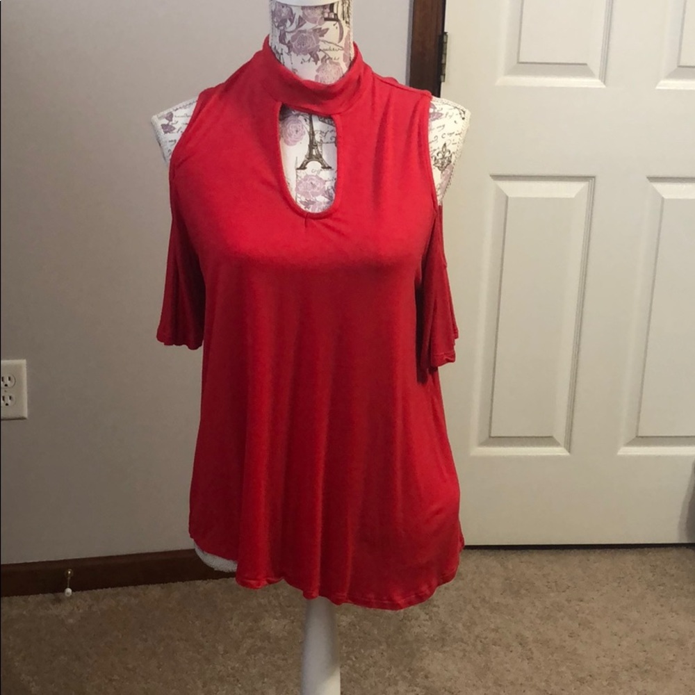 Dex bare shoulder top